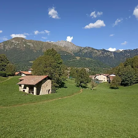 Cascina Cornella Bed & Breakfast Cremeno